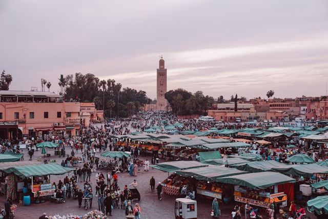 marrakesh market street people